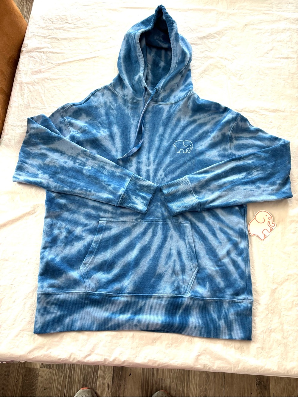 NWT Ivory Ella Blue Tie-Dye Elephant Hoodie Sweatshirt SZ S - Picture 3 of 9